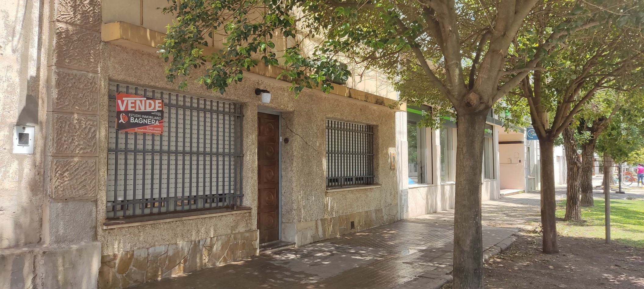 vivienda centrica - versatil ( uso familiar, comercial... )- a reciclar