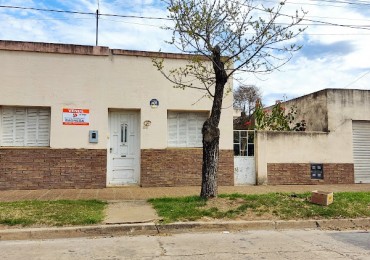 PROPIEDAD CENTRICA MUY BIEN CONSERVADA EN LOTE DE 975 METROS CUADRADOS